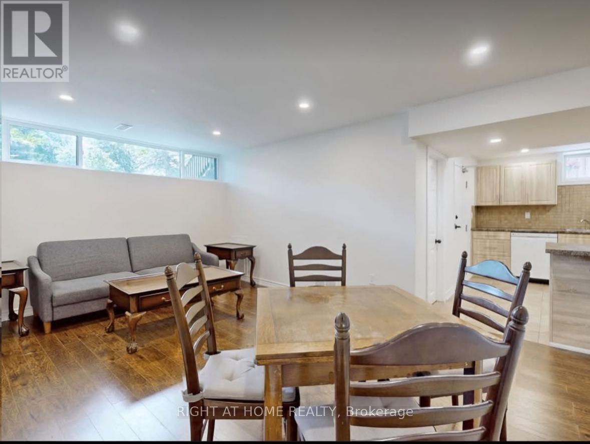 36 AURORA HEIGHTS DRIVE, Aurora, Ontario