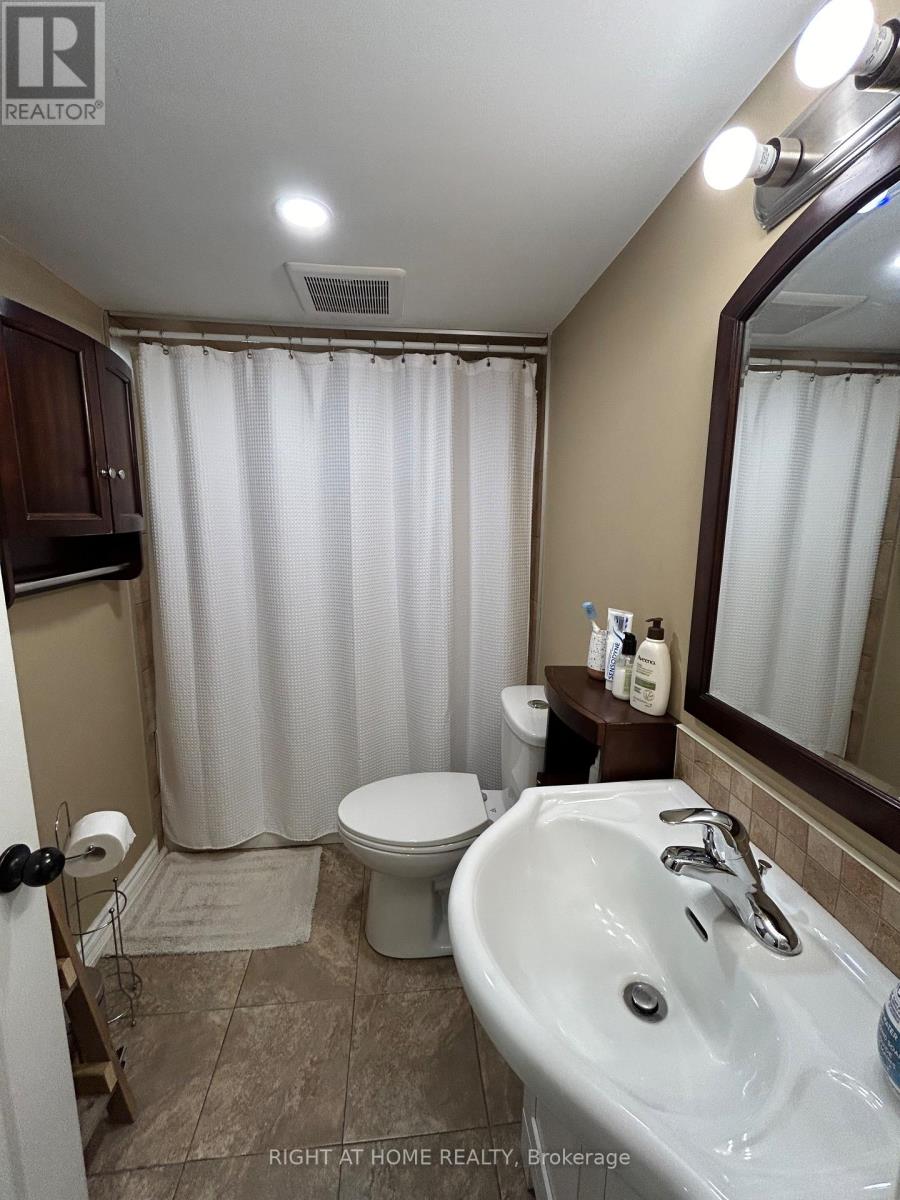 36 Aurora Heights Drive, Aurora, Ontario  L4G 2W7 - Photo 10 - N12434792