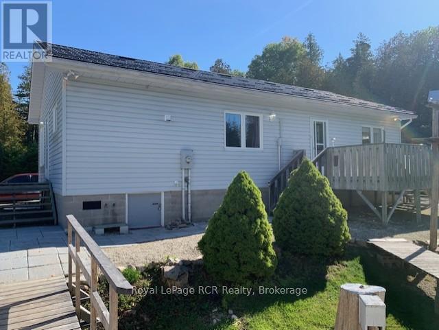 505 Pike Bay Road W, Northern Bruce Peninsula, Ontario  N0H 1W0 - Photo 3 - X12434809