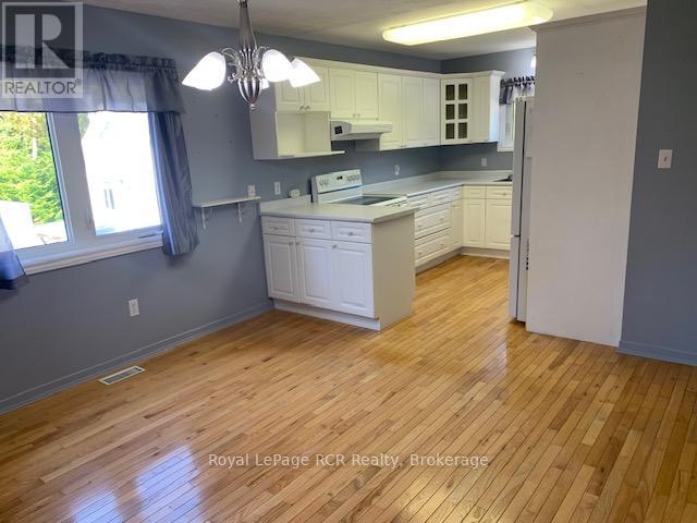 505 Pike Bay Road W, Northern Bruce Peninsula, Ontario  N0H 1W0 - Photo 30 - X12434809