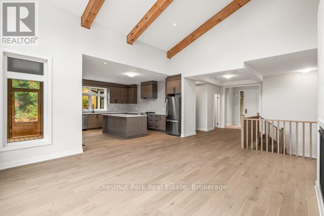 49 - 1053 Greensview Drive, Lake Of Bays, Ontario  P1H 2J6 - Photo 6 - X12434870
