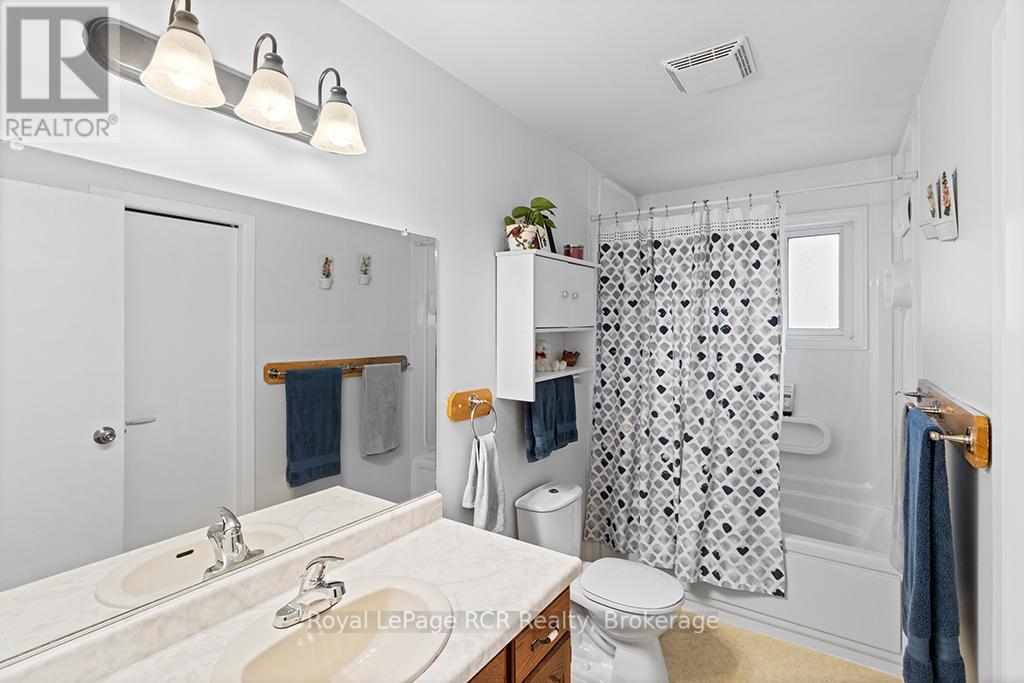 1118 6th Avenue W, Owen Sound, Ontario  N4K 5H1 - Photo 17 - X12434942