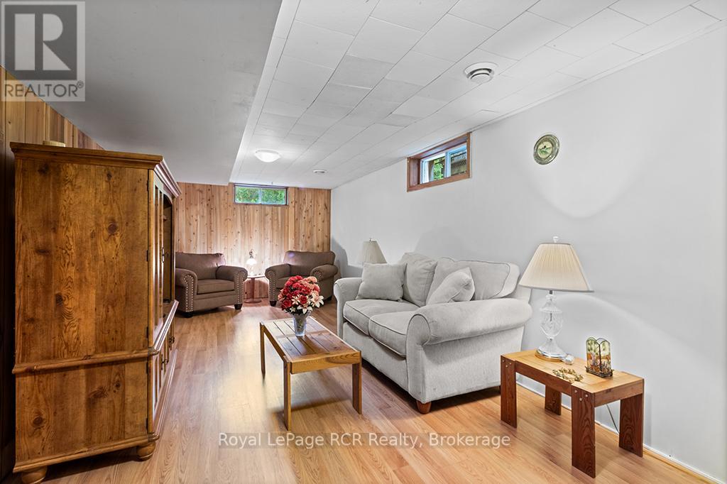 1118 6th Avenue W, Owen Sound, Ontario  N4K 5H1 - Photo 19 - X12434942