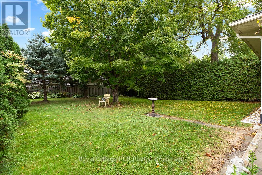 1118 6th Avenue W, Owen Sound, Ontario  N4K 5H1 - Photo 24 - X12434942