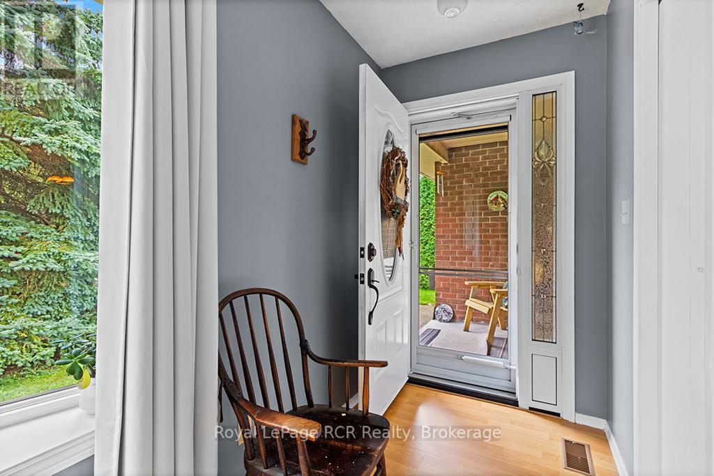 1118 6th Avenue W, Owen Sound, Ontario  N4K 5H1 - Photo 5 - X12434942