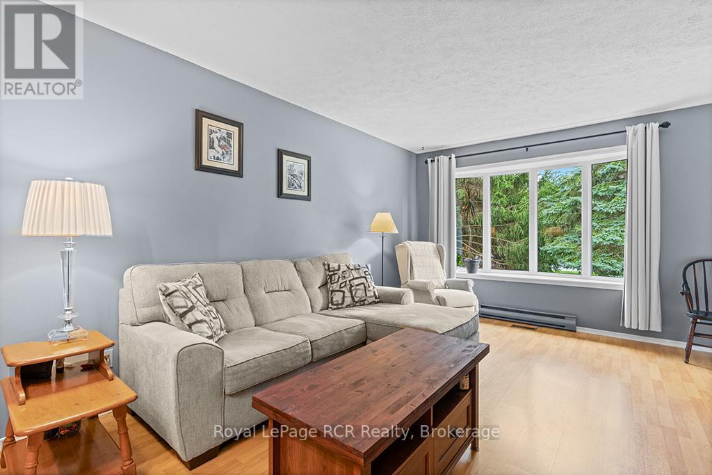 1118 6th Avenue W, Owen Sound, Ontario  N4K 5H1 - Photo 7 - X12434942