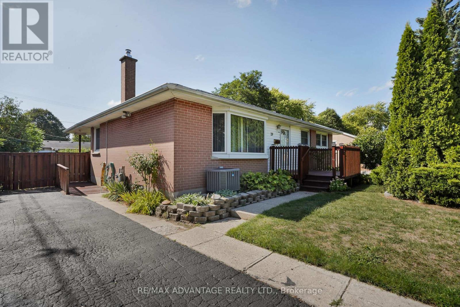 29 Langton Road, London East, Ontario  N5V 2L9 - Photo 1 - X12434896