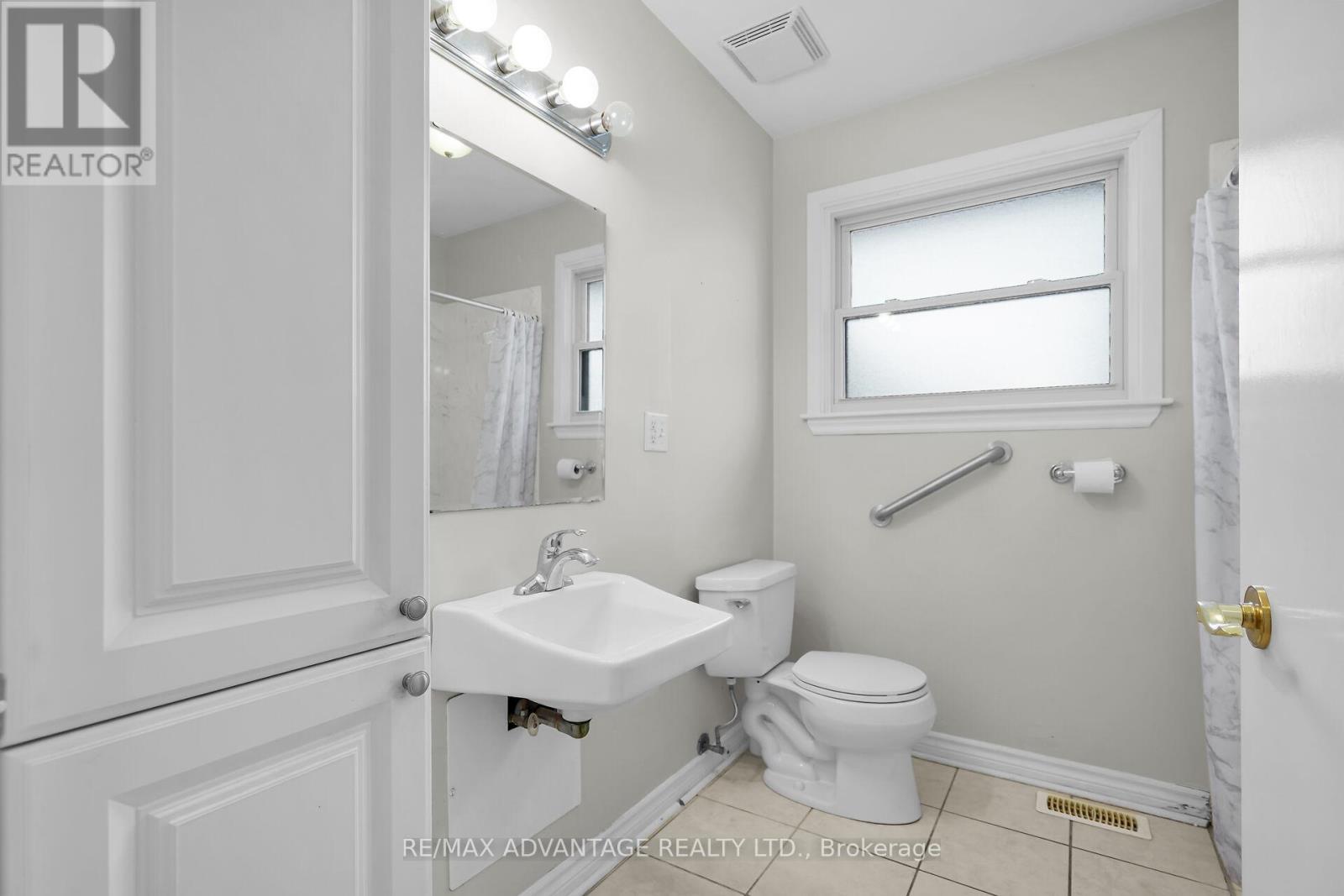29 Langton Road, London East, Ontario  N5V 2L9 - Photo 23 - X12434896