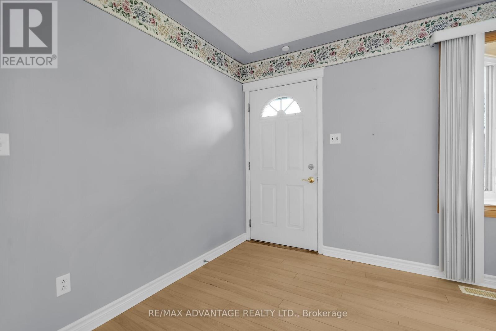 29 Langton Road, London East, Ontario  N5V 2L9 - Photo 4 - X12434896
