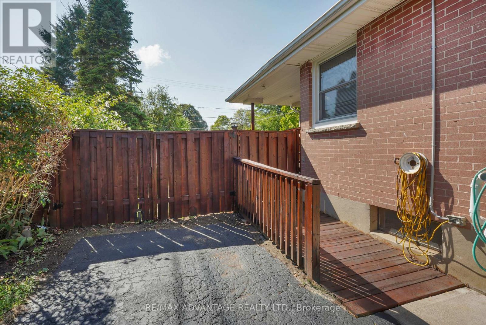 29 Langton Road, London East, Ontario  N5V 2L9 - Photo 41 - X12434896