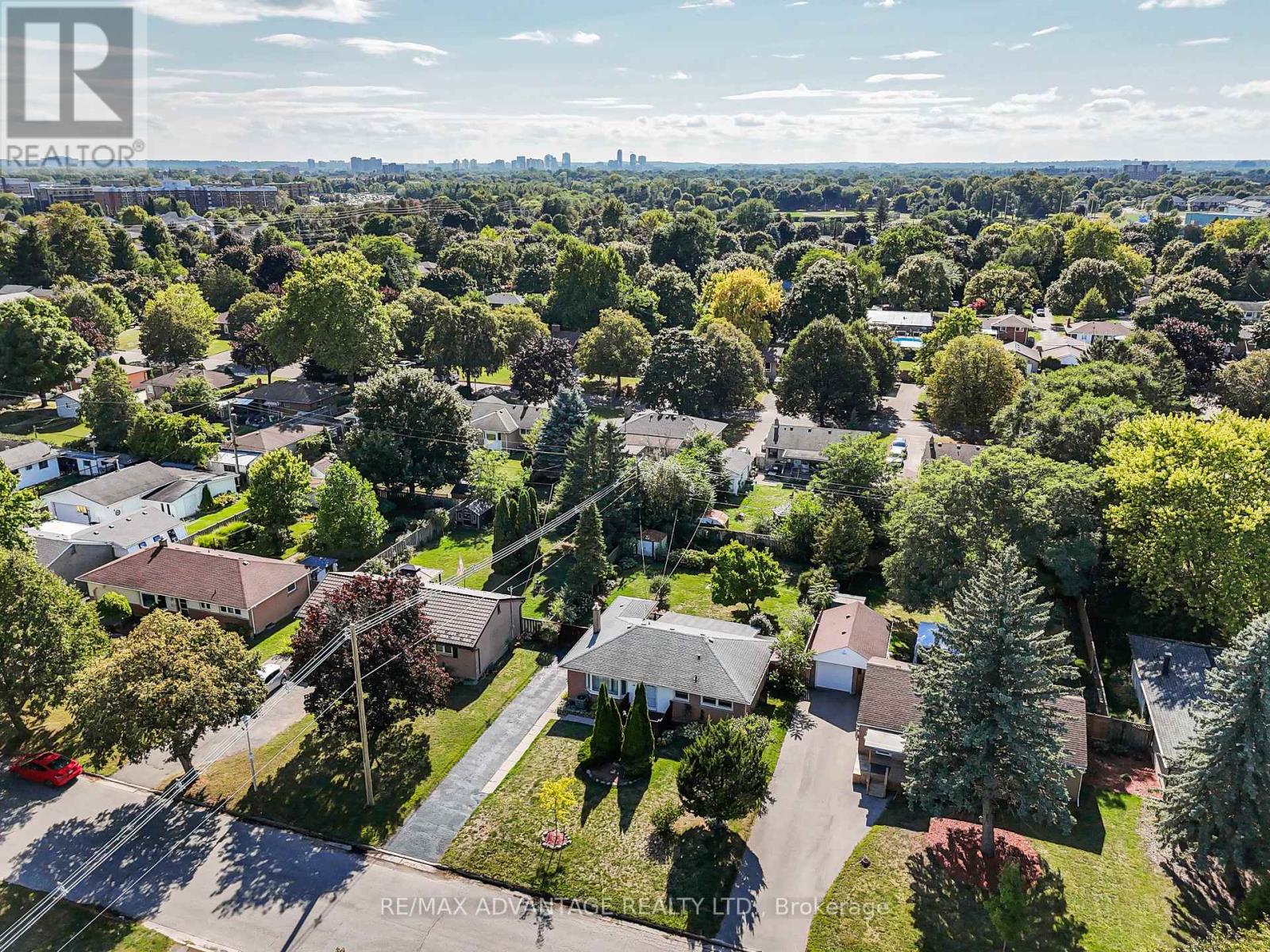 29 Langton Road, London East, Ontario  N5V 2L9 - Photo 44 - X12434896