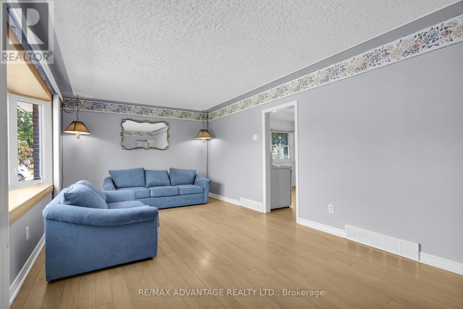 29 Langton Road, London East, Ontario  N5V 2L9 - Photo 8 - X12434896