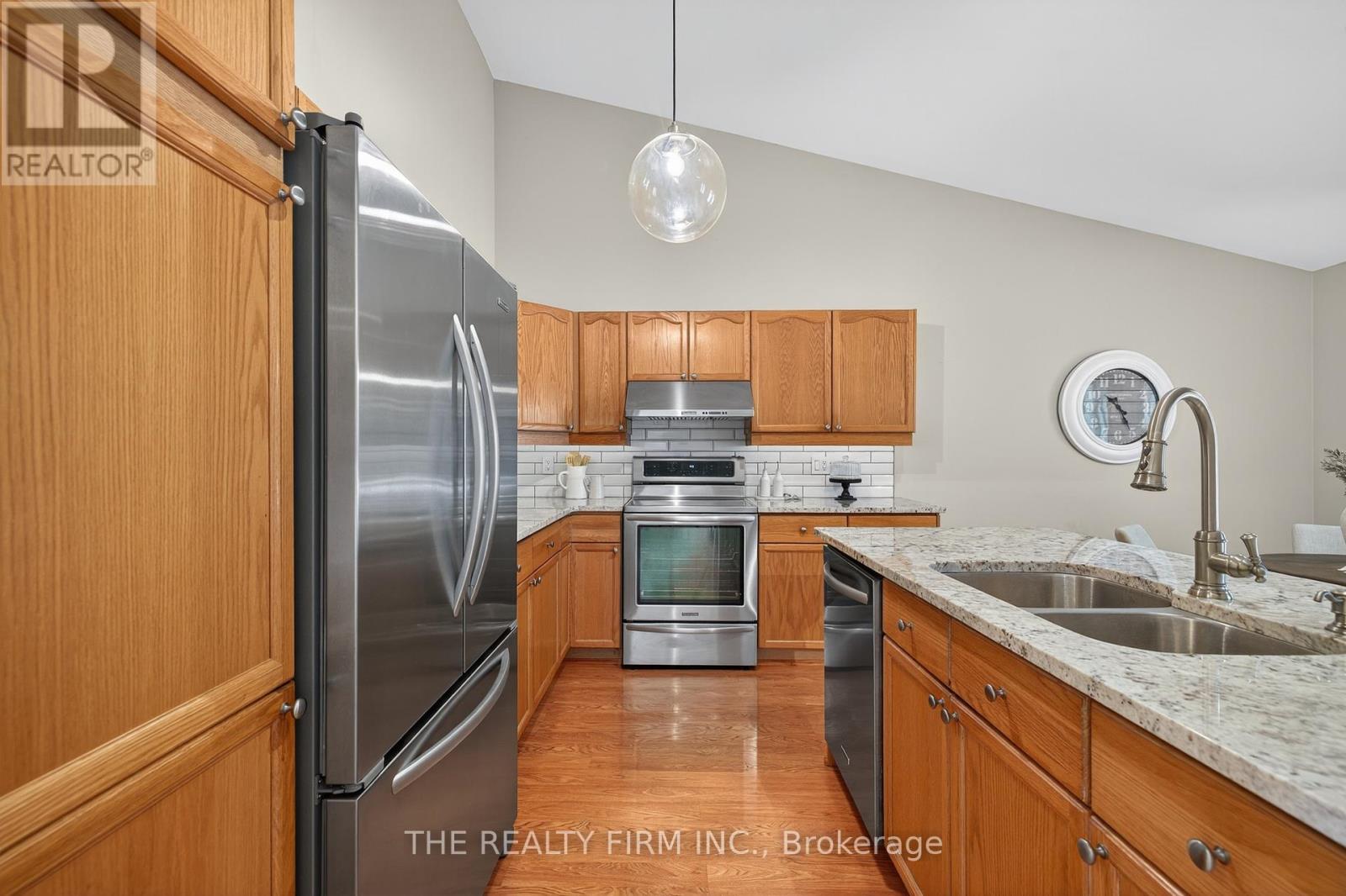 4 - 519 Riverside Drive, London North, Ontario  N6H 5J3 - Photo 10 - X12434902