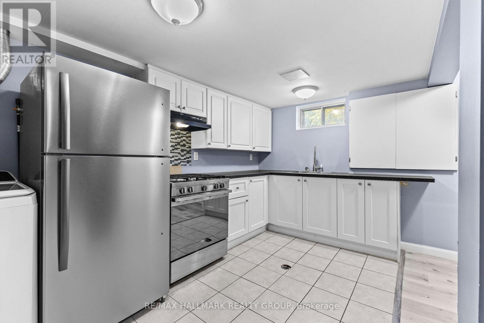 2632 Alta Vista Drive, Ottawa, Ontario  K1V 7T2 - Photo 16 - X12434895