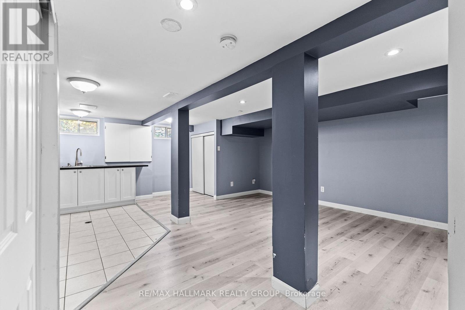 2632 Alta Vista Drive, Ottawa, Ontario  K1V 7T2 - Photo 8 - X12434895