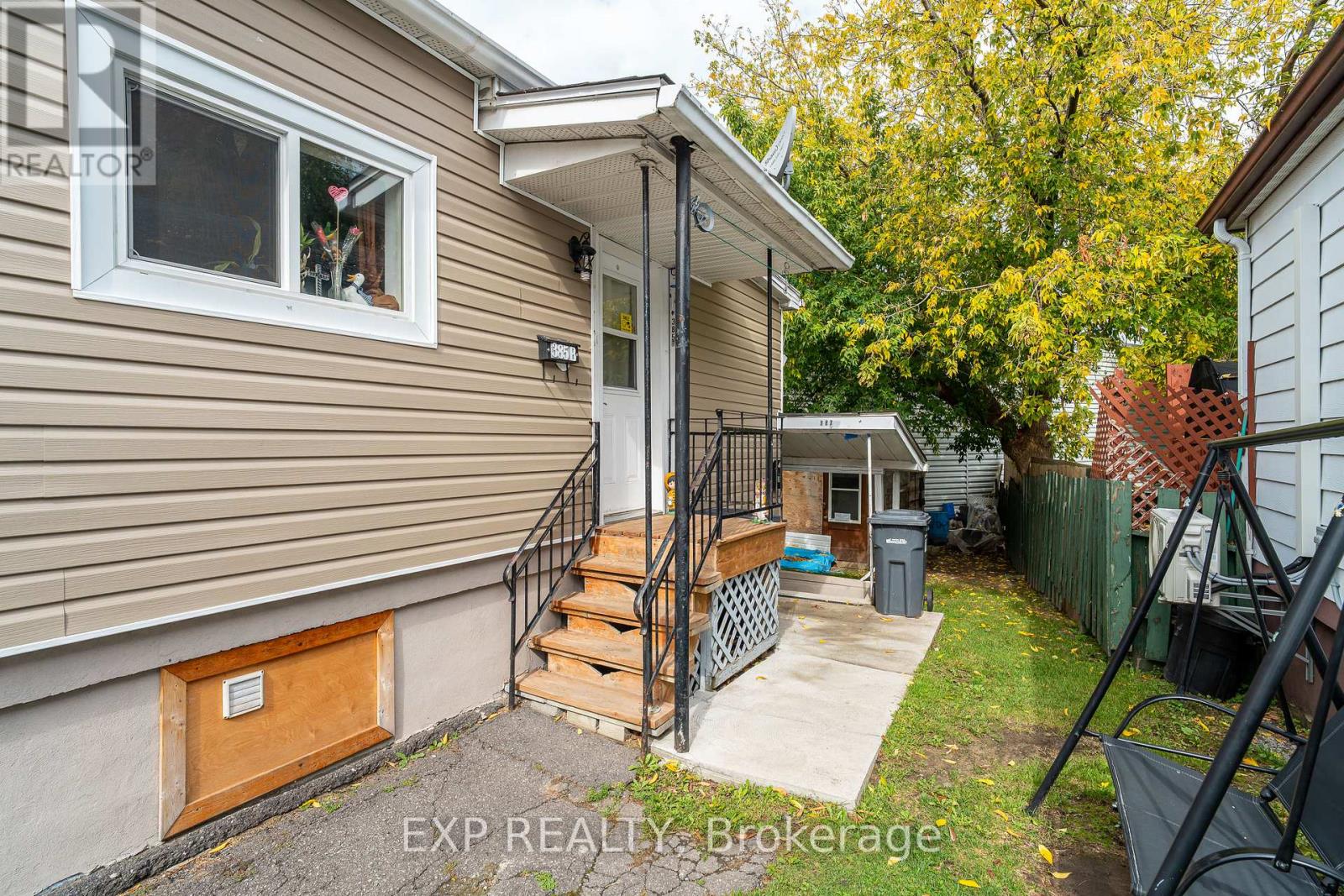 385-387 Regent Street, Hawkesbury, Ontario  K6A 1G1 - Photo 24 - X12434932