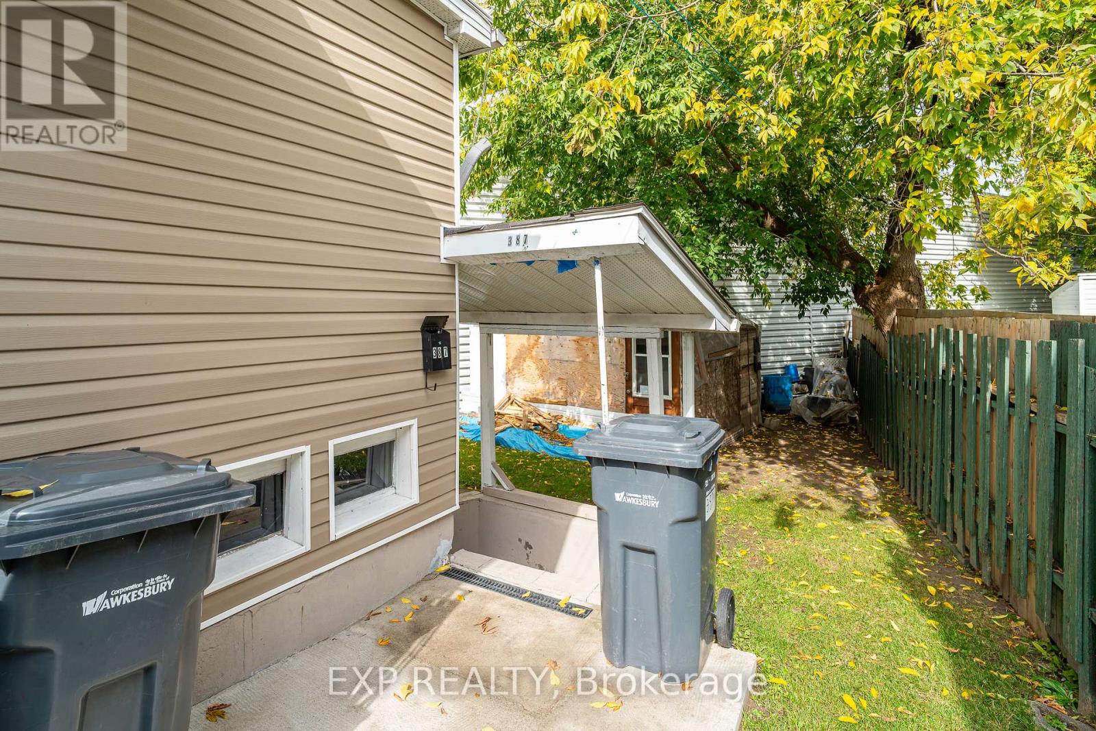 385-387 Regent Street, Hawkesbury, Ontario  K6A 1G1 - Photo 25 - X12434932