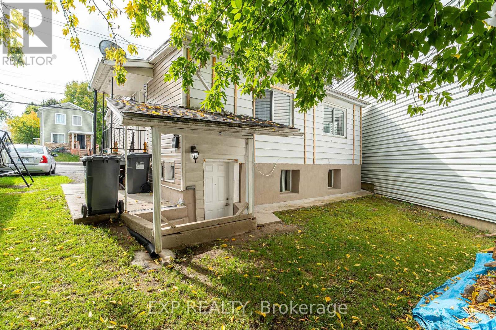 385-387 Regent Street, Hawkesbury, Ontario  K6A 1G1 - Photo 30 - X12434932