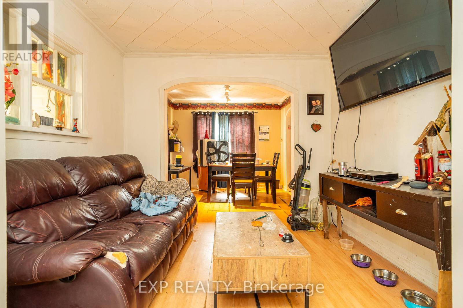 385-387 Regent Street, Hawkesbury, Ontario  K6A 1G1 - Photo 34 - X12434932