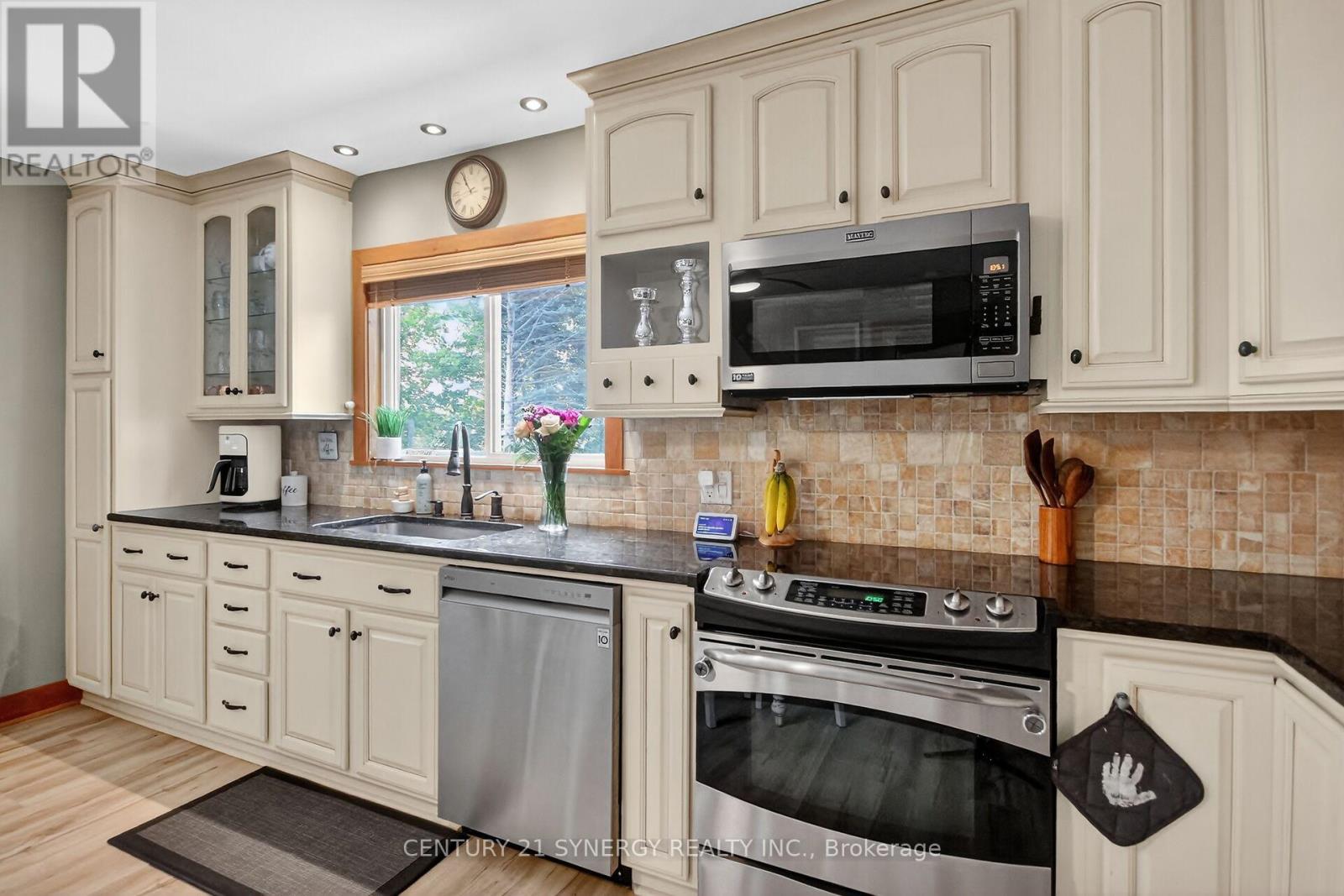 103 Queen Charlotte Street, Ottawa, Ontario  K0A 2Z0 - Photo 20 - X12434933