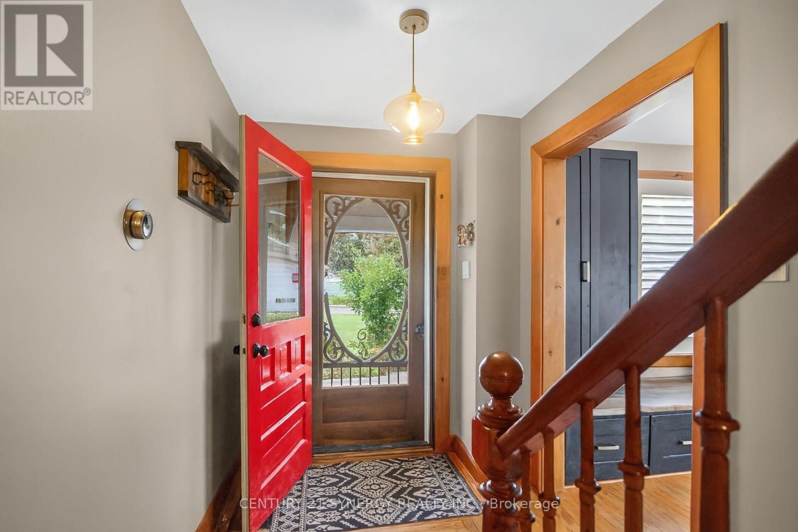 103 Queen Charlotte Street, Ottawa, Ontario  K0A 2Z0 - Photo 5 - X12434933