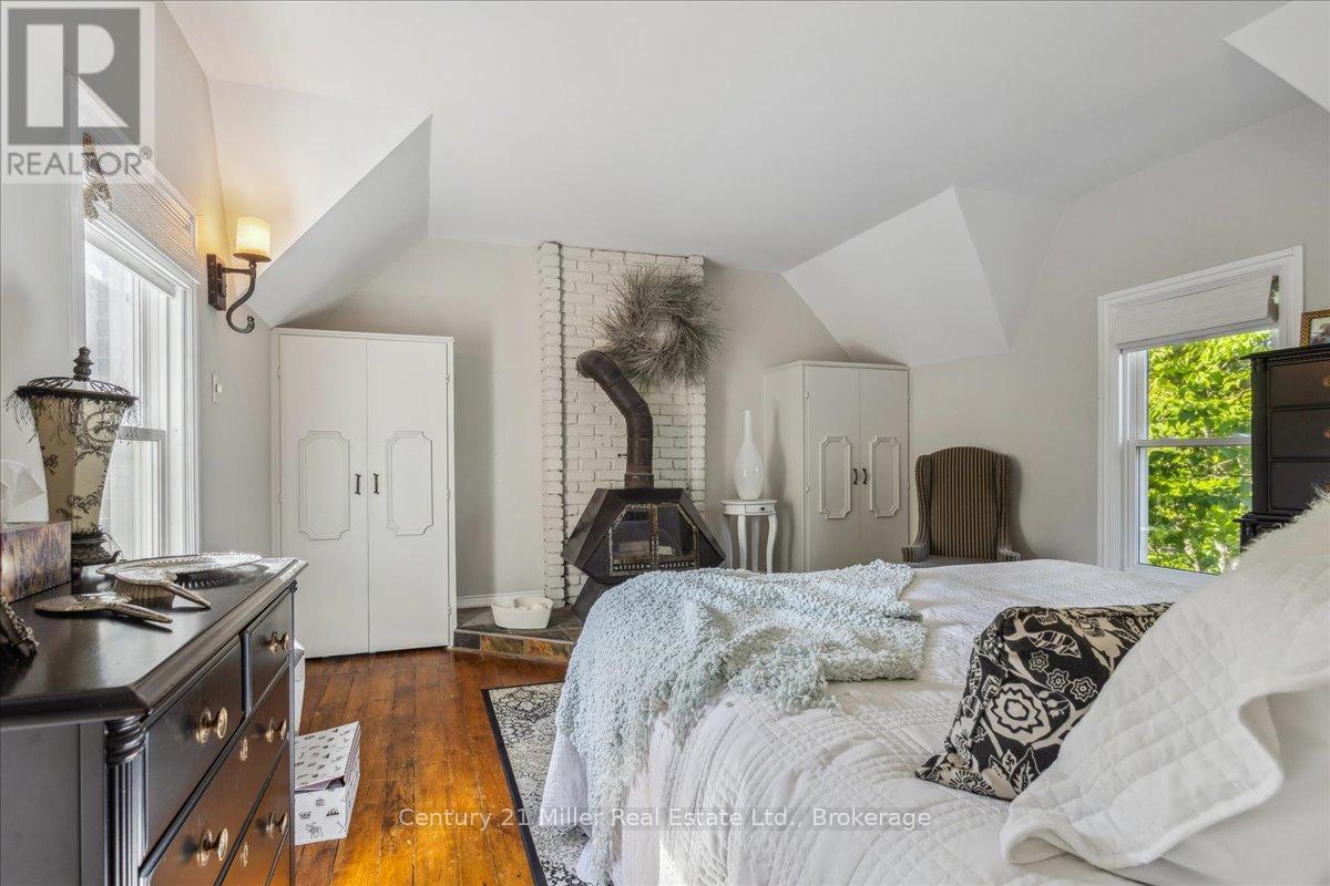 585 Dundas Street E, Hamilton, Ontario  L8B 0G7 - Photo 21 - X12434916