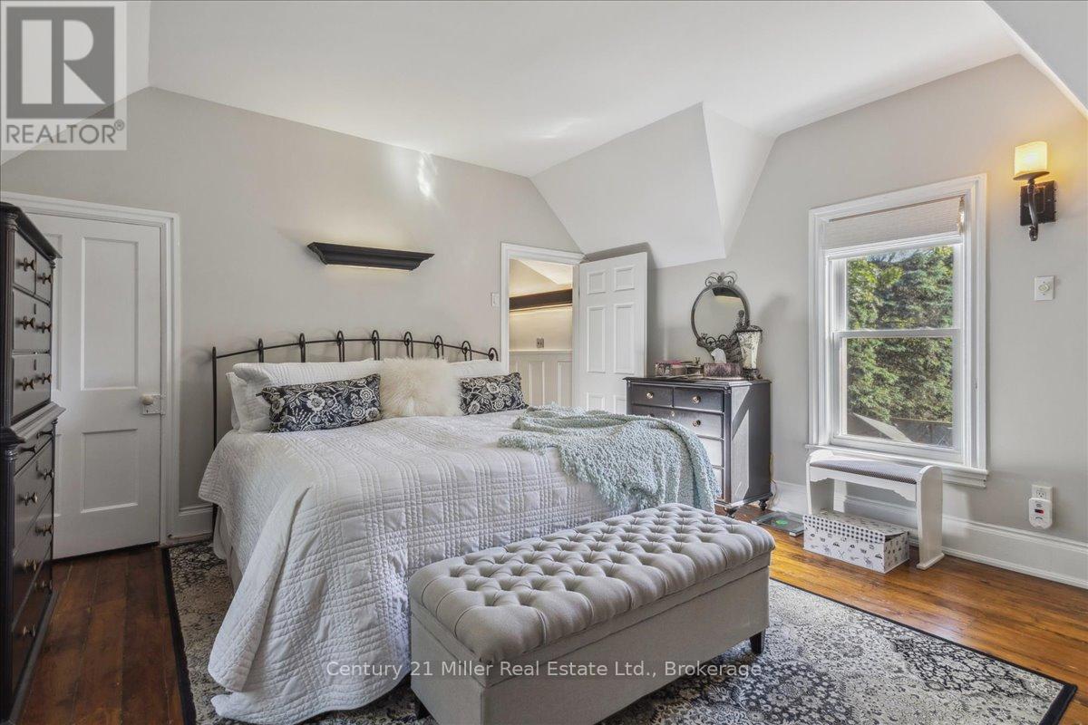 585 Dundas Street E, Hamilton, Ontario  L8B 0G7 - Photo 23 - X12434916