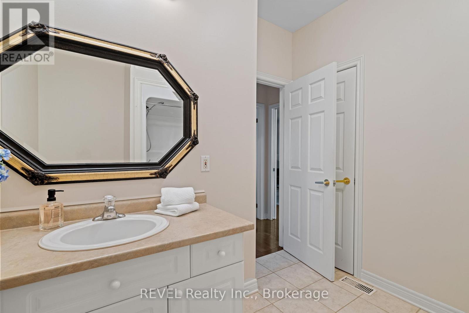 159 Willowlanding Court, Welland, Ontario  L3C 7L8 - Photo 29 - X12434811