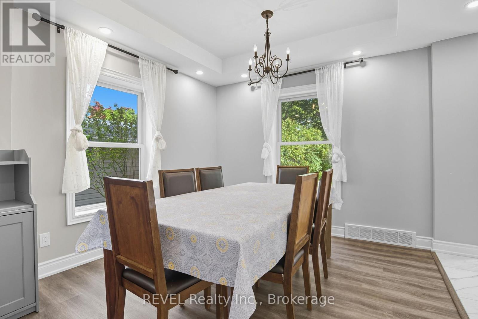 6238 Pine Grove Avenue, Niagara Falls, Ontario  L2G 4J2 - Photo 13 - X12434864