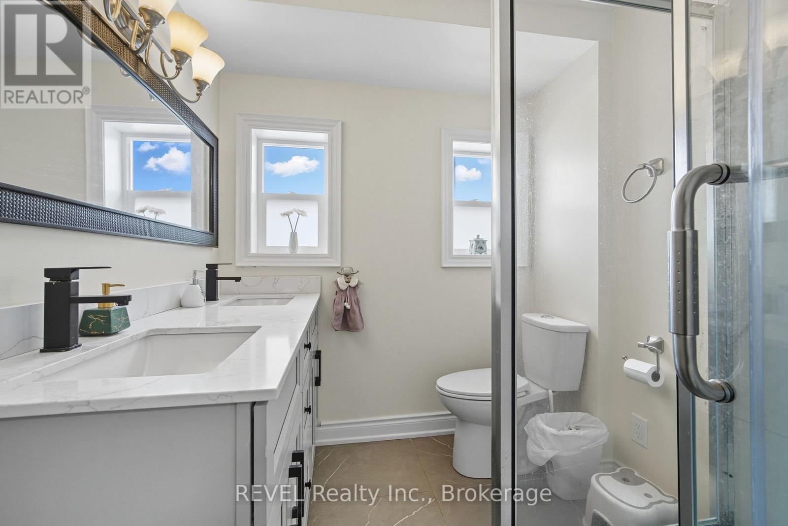 6238 Pine Grove Avenue, Niagara Falls, Ontario  L2G 4J2 - Photo 20 - X12434864