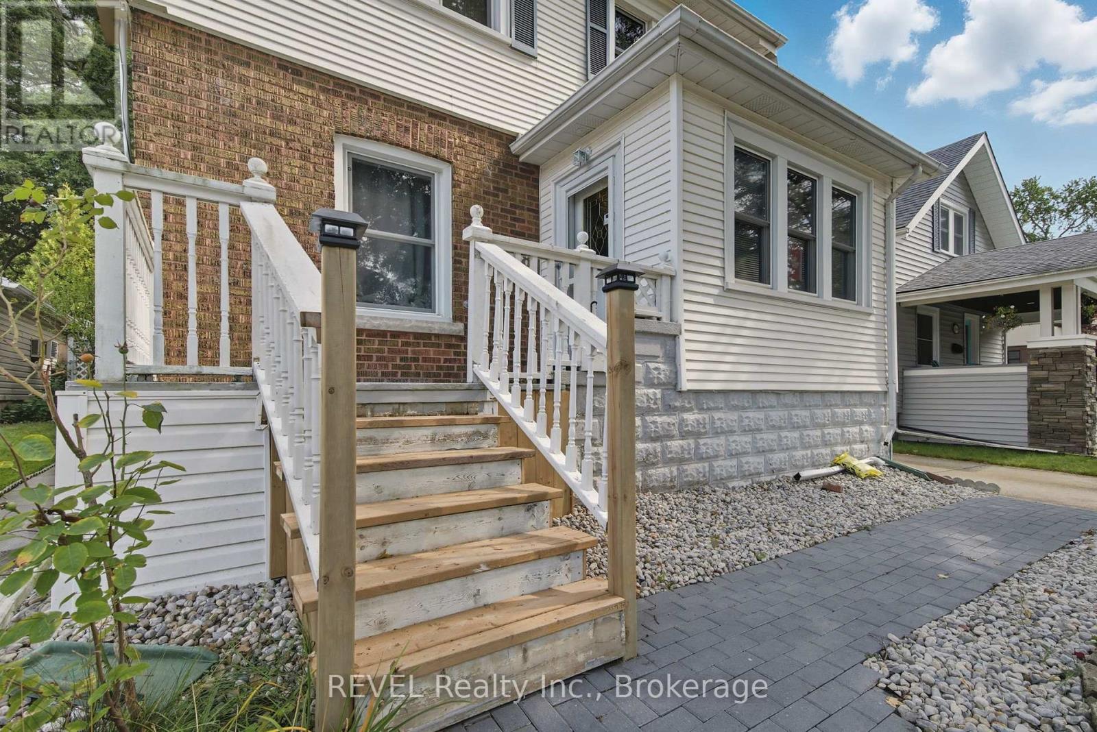 6238 Pine Grove Avenue, Niagara Falls, Ontario  L2G 4J2 - Photo 30 - X12434864