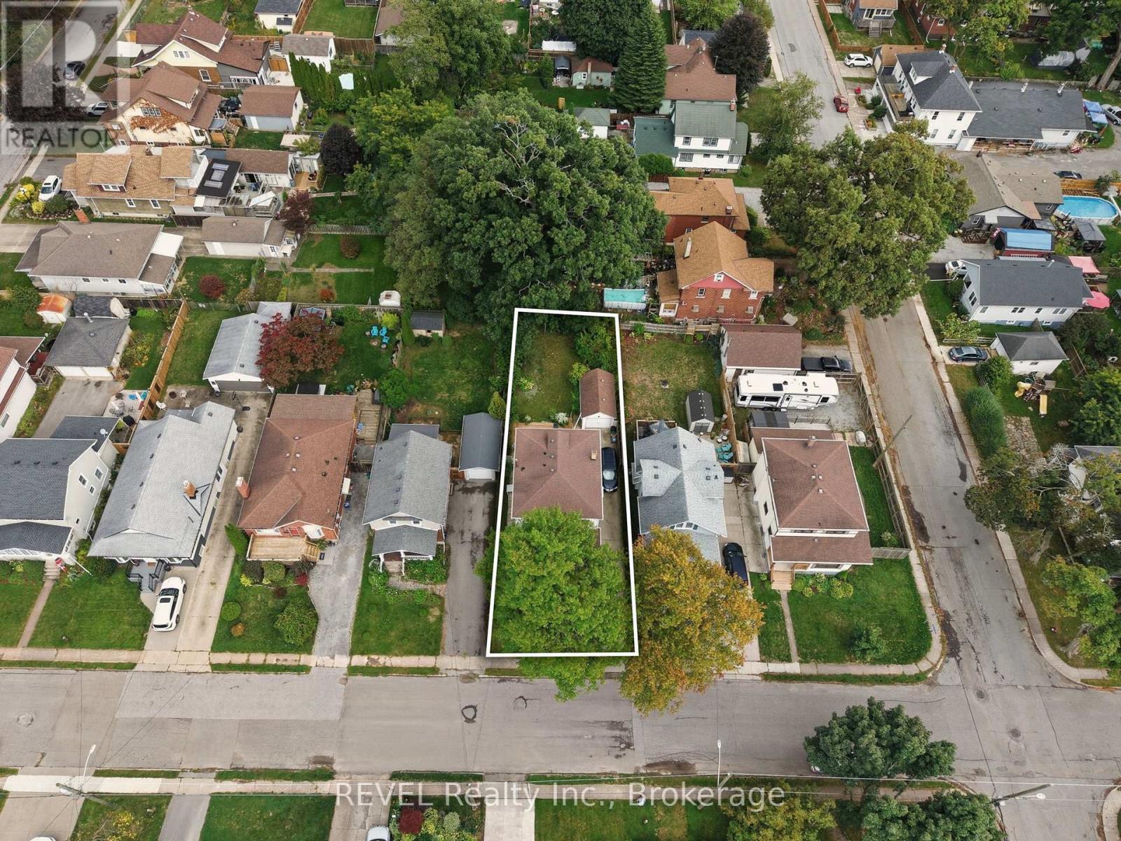 6238 Pine Grove Avenue, Niagara Falls, Ontario  L2G 4J2 - Photo 45 - X12434864