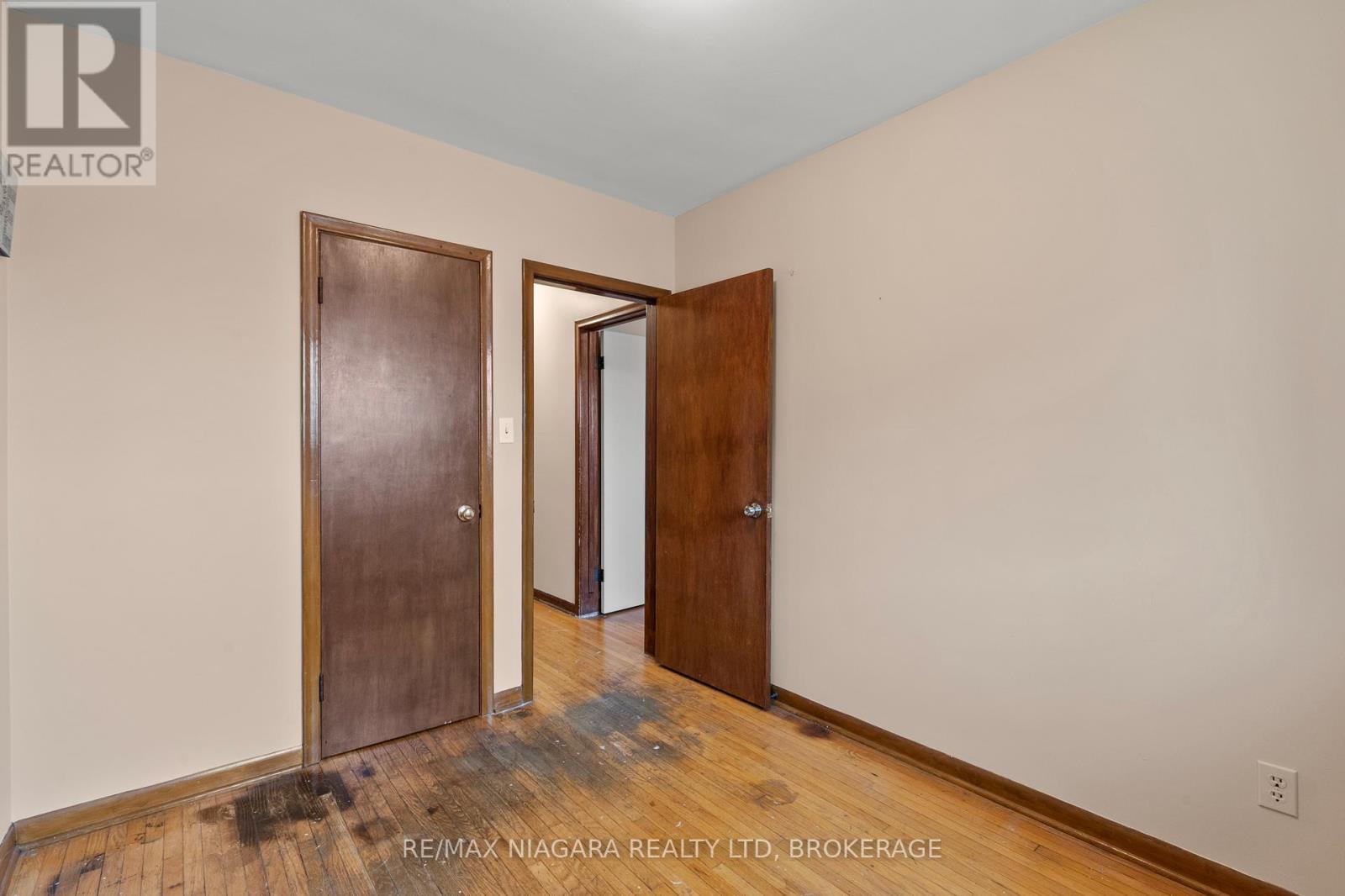 6611 Margaret Street, Niagara Falls (Arad/fallsview), Ontario  L2G 2V1 - Photo 18 - X12434944