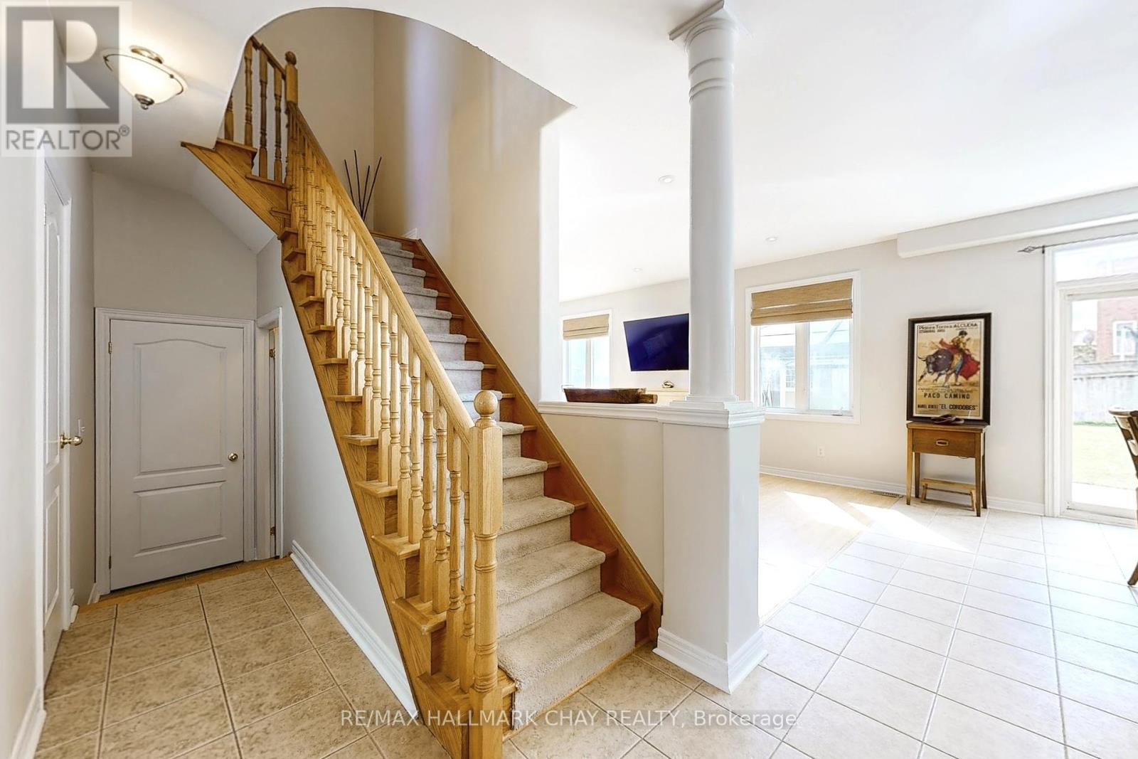 76 Cobblestone Court, Brampton, Ontario  L6R 2S4 - Photo 19 - W12434768