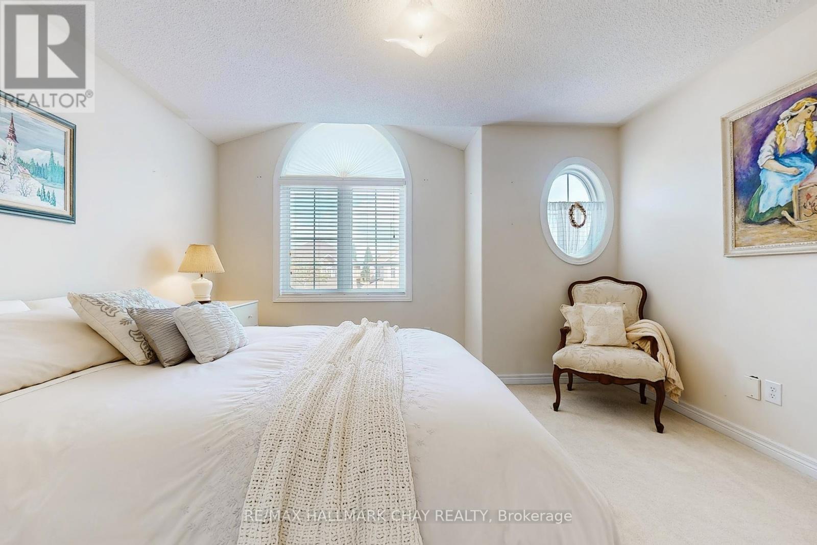 76 Cobblestone Court, Brampton, Ontario  L6R 2S4 - Photo 35 - W12434768