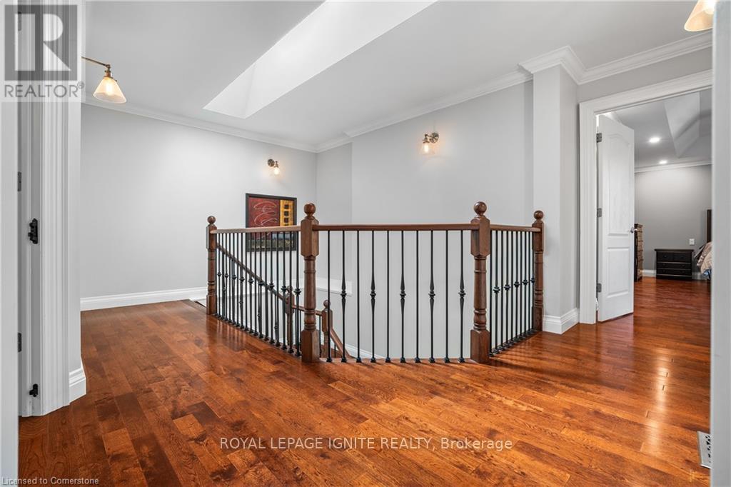 31 Ridge Drive, Oakville, Ontario  L6H 1B7 - Photo 21 - W12434789