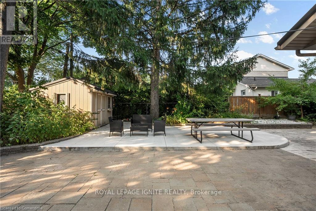 31 Ridge Drive, Oakville, Ontario  L6H 1B7 - Photo 33 - W12434789