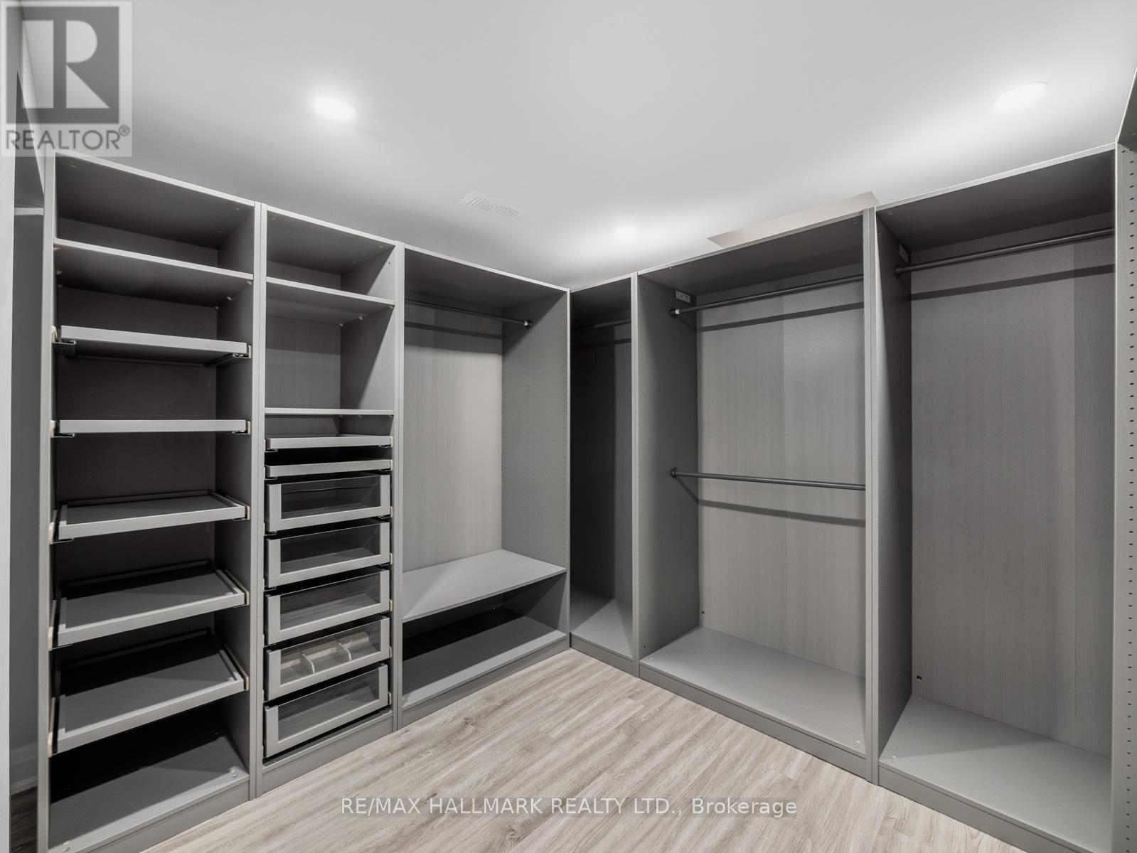 5429 Flatford Road, Mississauga (East Credit), Ontario  L5V 1Y6 - Photo 40 - W12434796