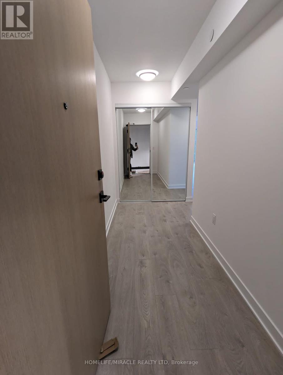 426 - 36 Zorra Street, Toronto, Ontario  M8Z 0G5 - Photo 8 - W12434799