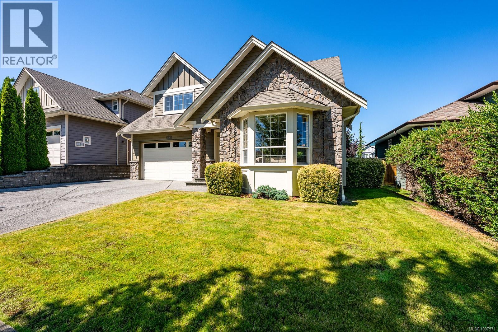 126 Vermont Dr, Campbell River, British Columbia  V9W 0A4 - Photo 1 - 1007571