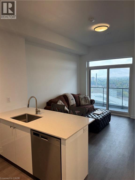 25 Wellington Street Unit# 1002, Waterloo, Ontario  N2G 0G5 - Photo 3 - 40774323
