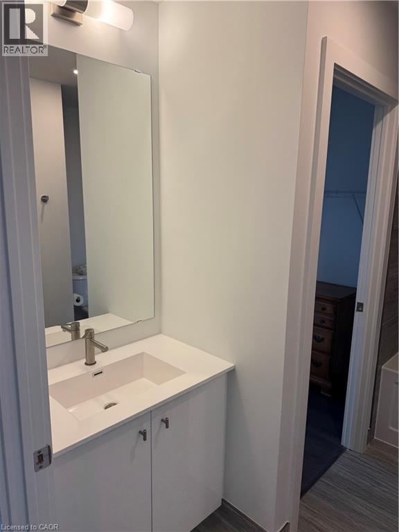25 Wellington Street Unit# 1002, Waterloo, Ontario  N2G 0G5 - Photo 4 - 40774323