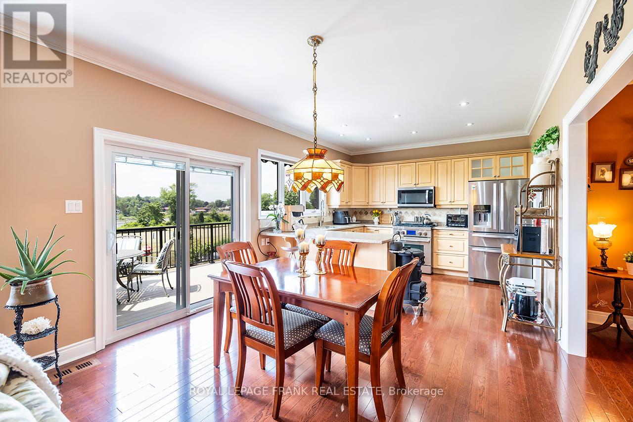 202 Southcrest Drive, Kawartha Lakes, Ontario  L0C 1G0 - Photo 16 - X12434840