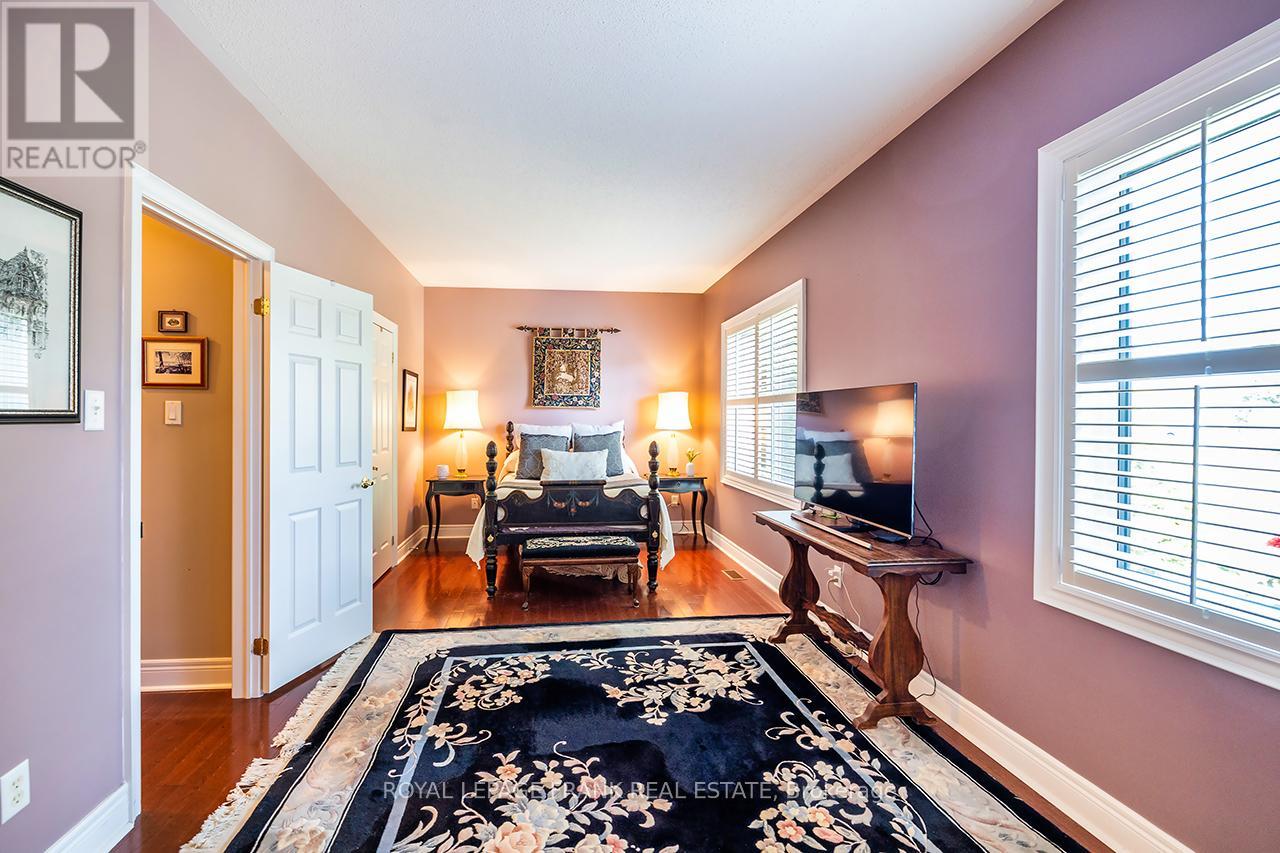 202 Southcrest Drive, Kawartha Lakes, Ontario  L0C 1G0 - Photo 28 - X12434840