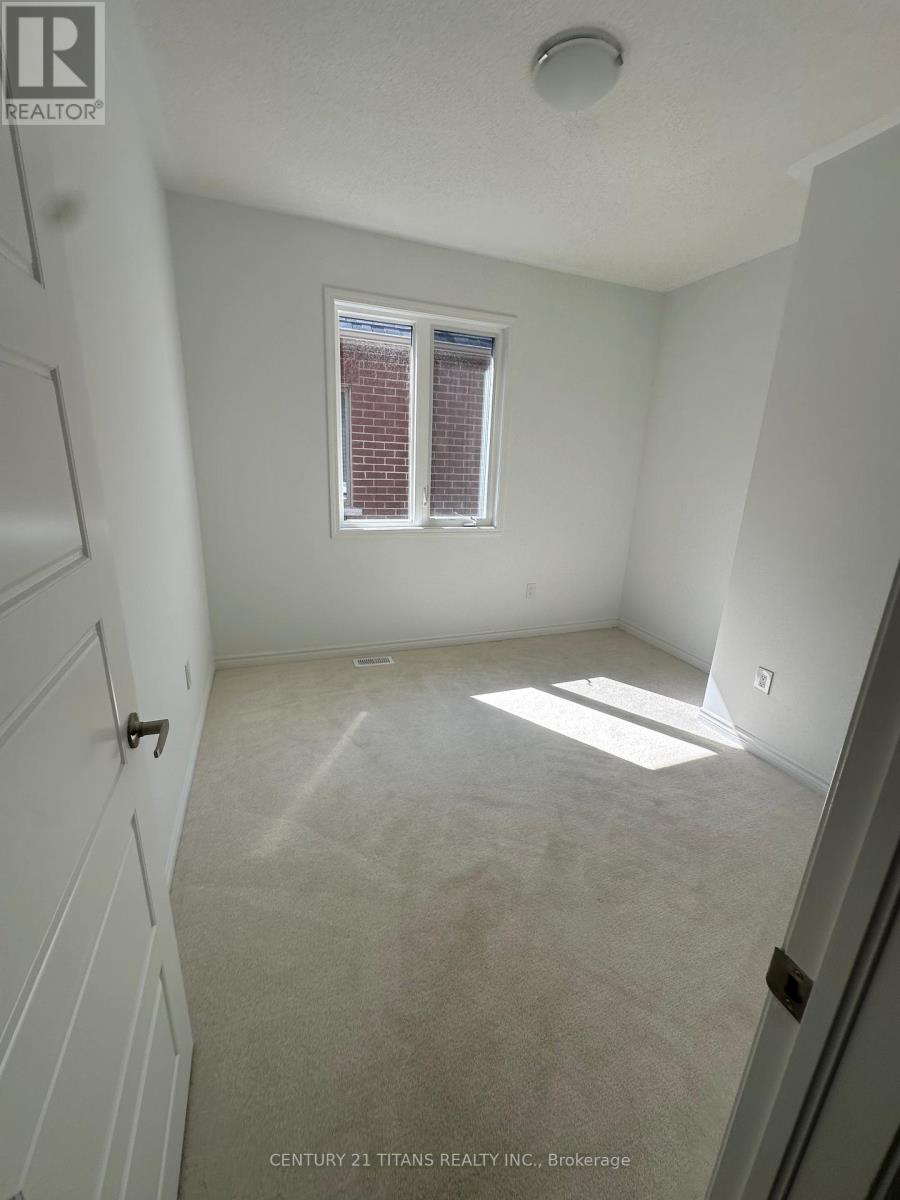 1324 Garthdale Street, Pickering, Ontario  L1X 0T2 - Photo 12 - E12426837