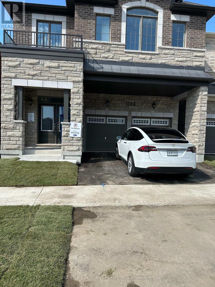 1324 GARTHDALE STREET, Pickering, Ontario