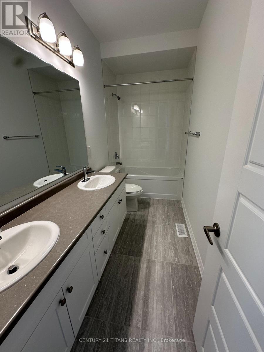 1324 Garthdale Street, Pickering, Ontario  L1X 0T2 - Photo 10 - E12426837