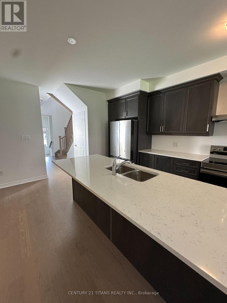 1324 Garthdale Street, Pickering, Ontario  L1X 0T2 - Photo 5 - E12426837