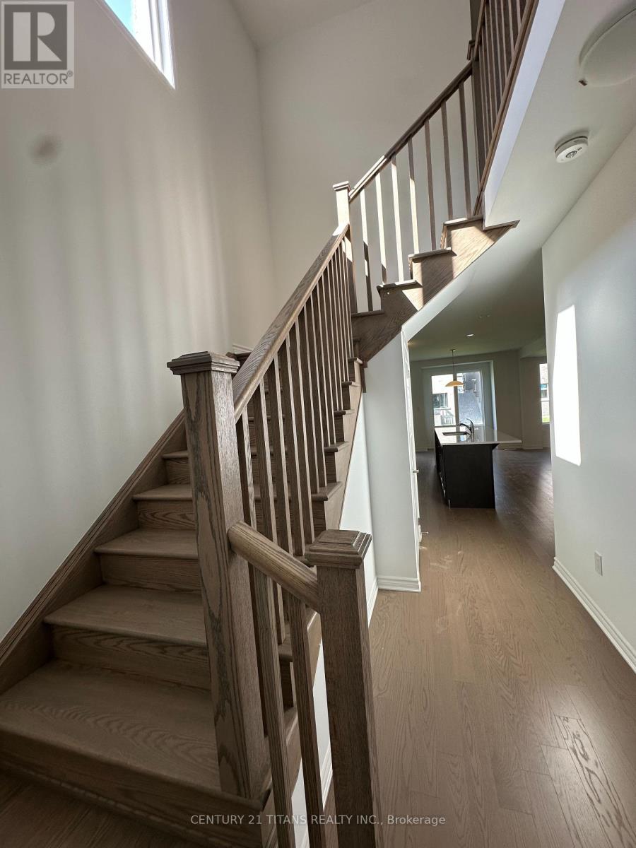 1324 Garthdale Street, Pickering, Ontario  L1X 0T2 - Photo 3 - E12426837