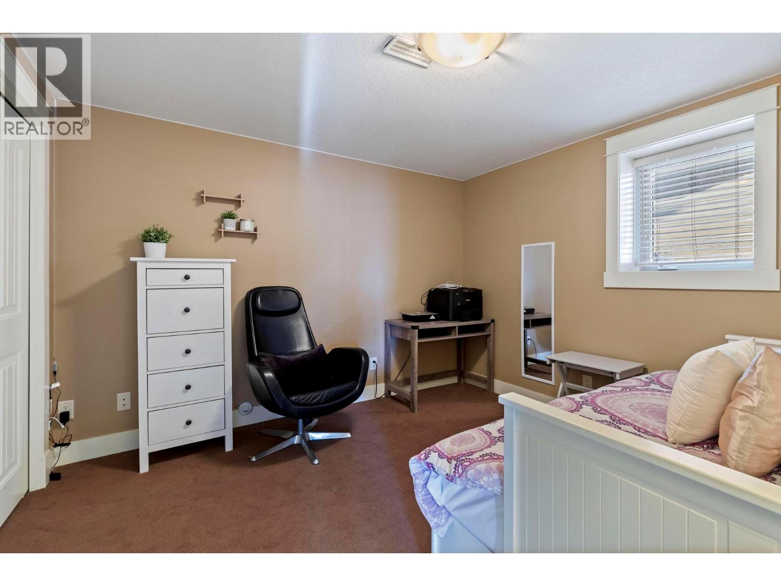 1347 Wilmot Avenue Kelowna Photo 45